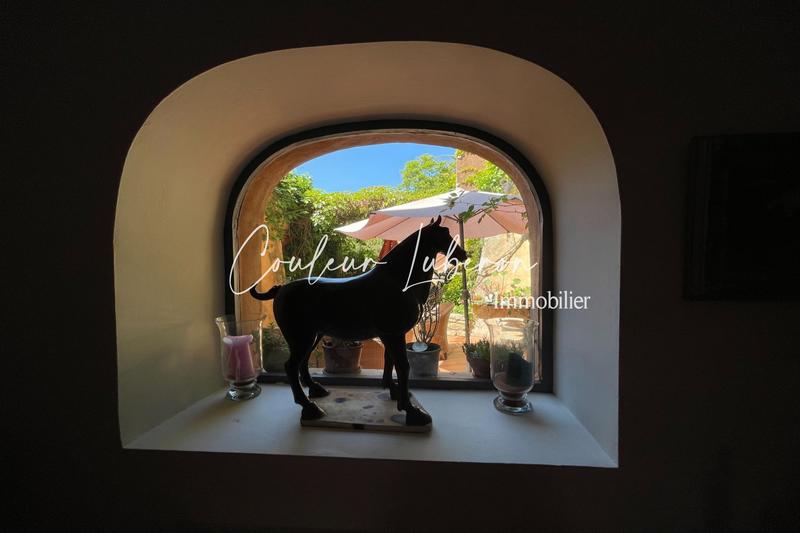 Maison de village - 239 m² - 8 pièces