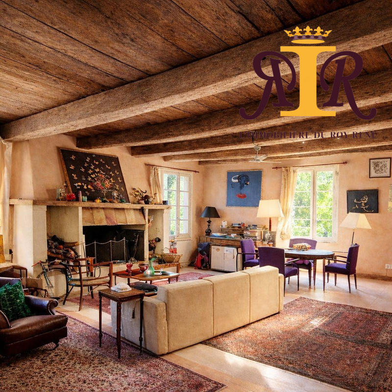 Maison traditionnelle - 288 m² - 9 pièces