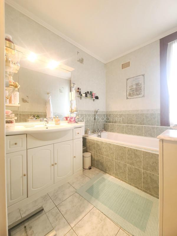 Appartement - 76 m² - 4 pièces