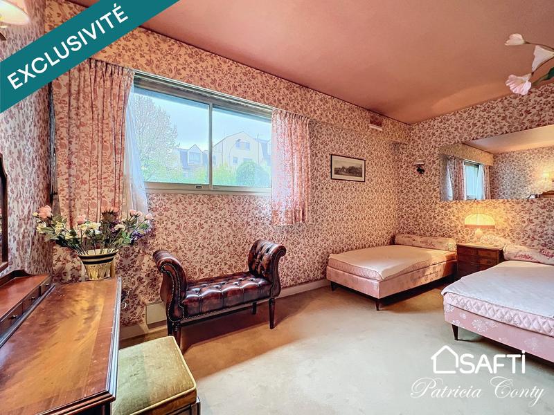 Maison - 460 m² - 11 pièces