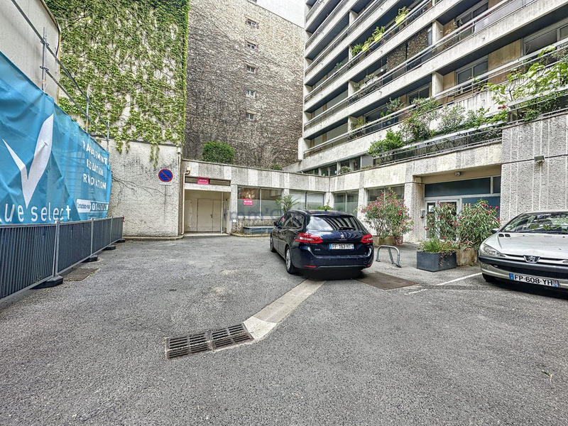Entrepôt - 190 m²