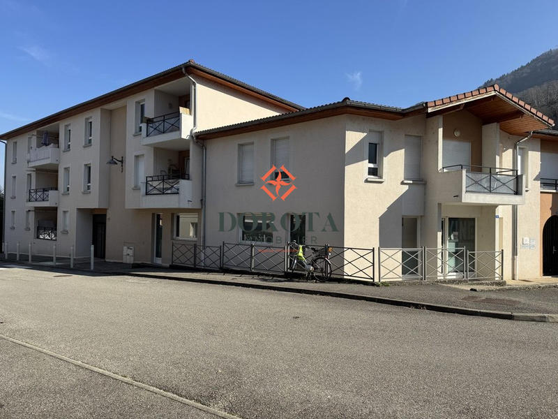 Parking / Garage - 14 m²