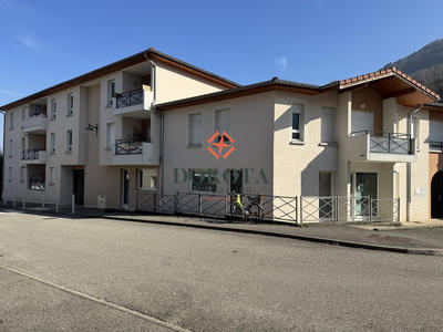 Parking / Garage - 14 m²