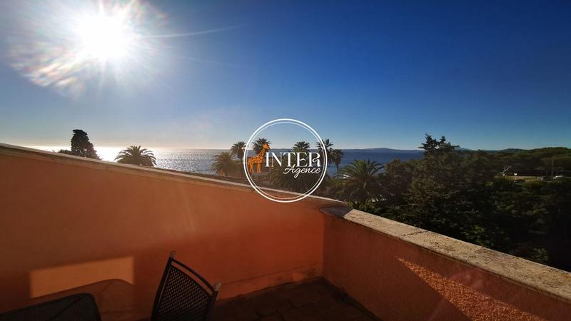 Villa - 775 m² - 12 pièces