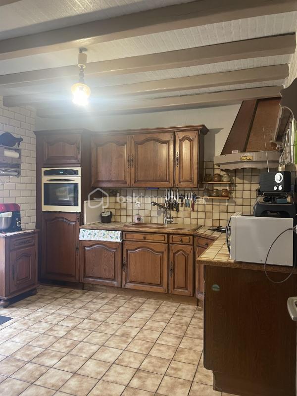 Maison traditionnelle - 90 m² - 6 pièces