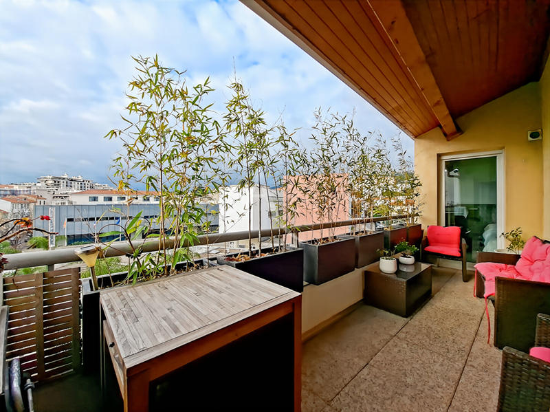 Appartement - 65 m² - 3 pièces