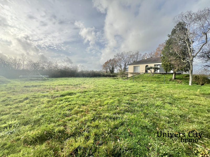 Maison - 94 m² - 5 pièces