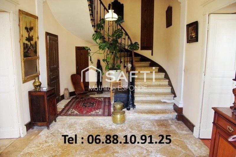 Maison - 235 m² - 7 pièces