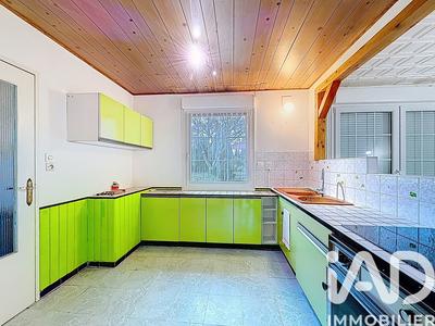 Maison - 91 m² - 5 pièces