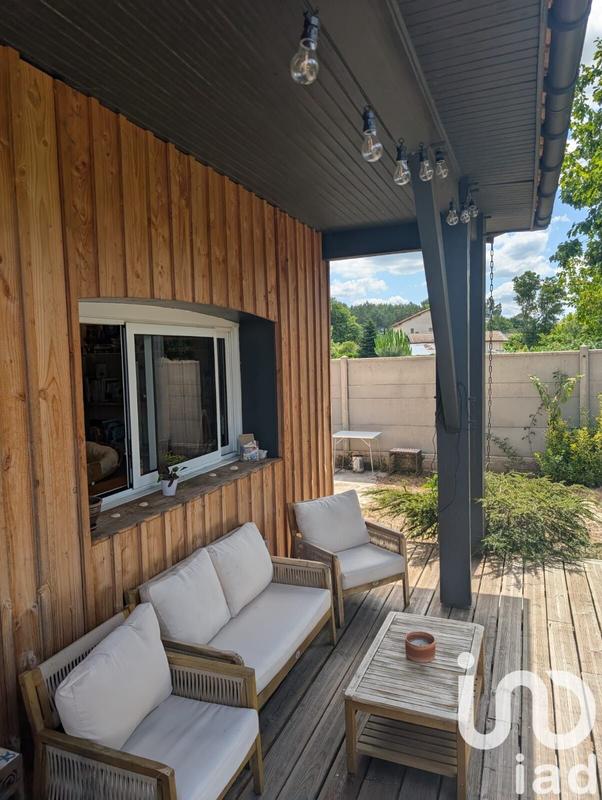 Maison - 96 m² - 3 pièces