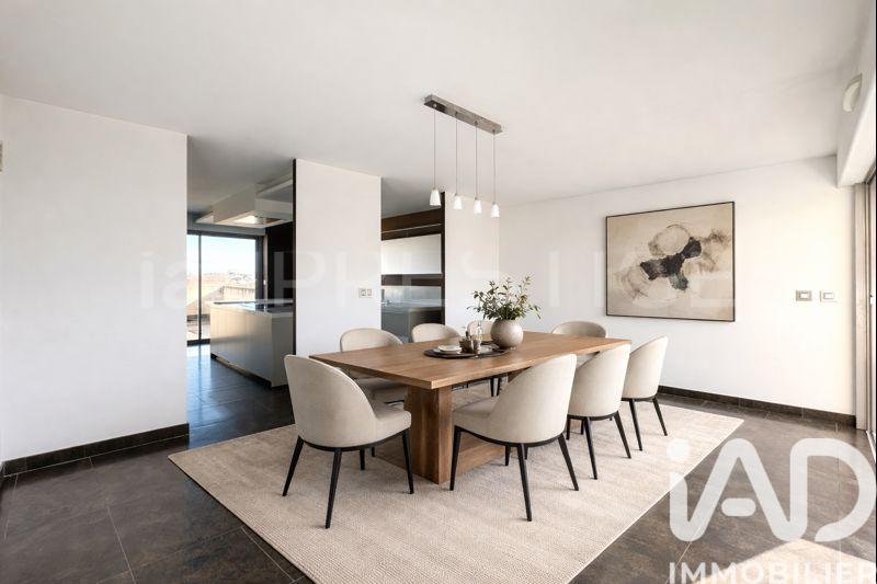 Duplex - 215 m² - 6 pièces