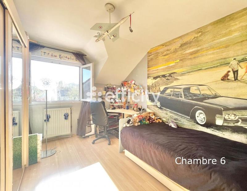 Maison - 175 m² - 8 pièces