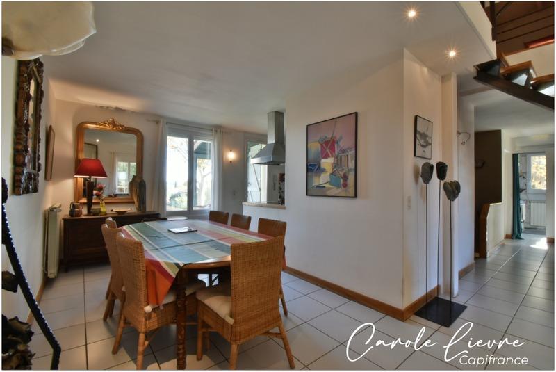 Maison - 192 m² - 7 pièces