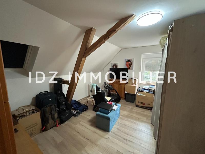 Maison - 95 m² - 4 pièces