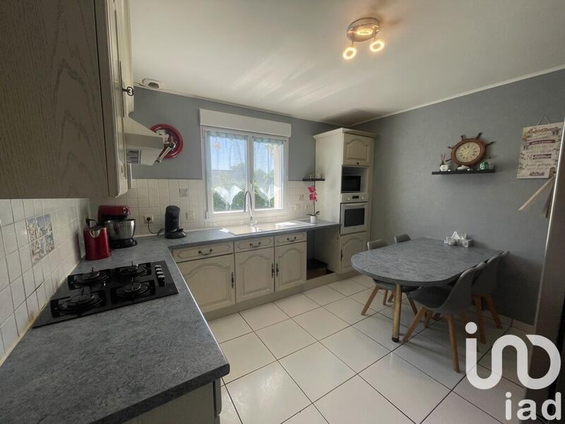 Maison - 167 m² - 9 pièces