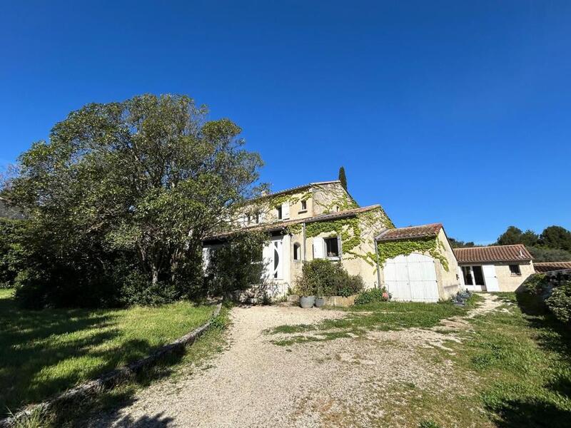 Villa - 155 m² - 6 pièces