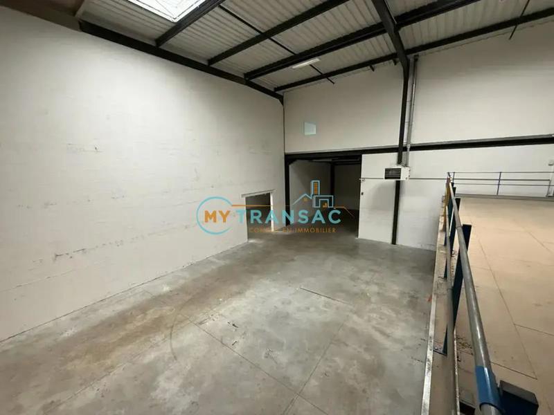 Local d'activité / Entrepôt - 1 010 m²