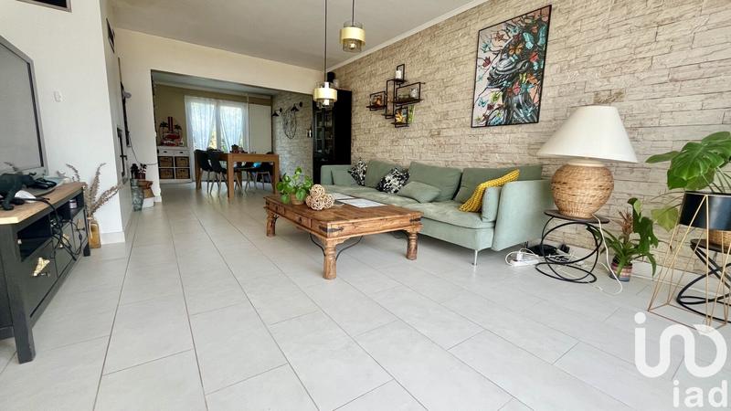 Maison - 199 m² - 8 pièces