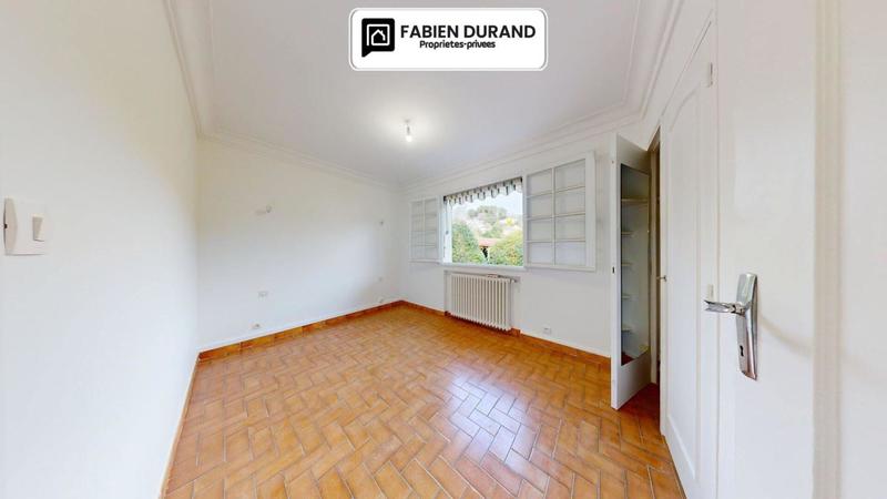 Maison - 148 m² - 7 pièces
