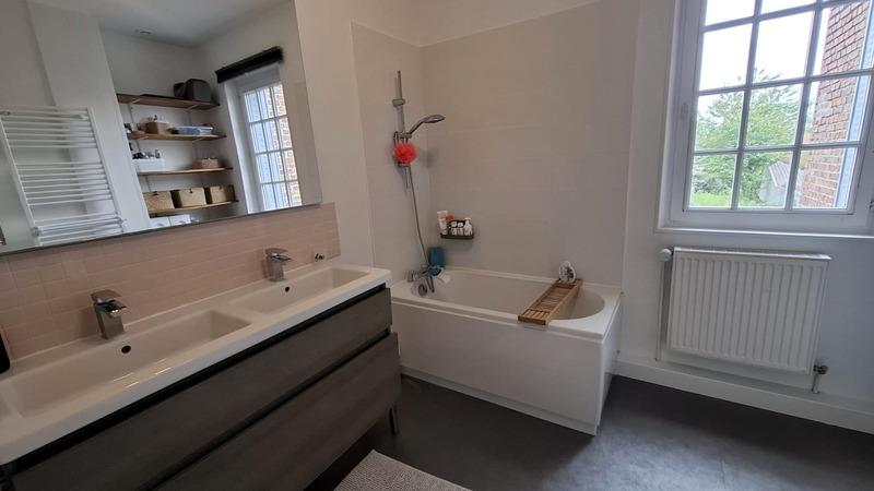 Maison - 162 m² - 7 pièces