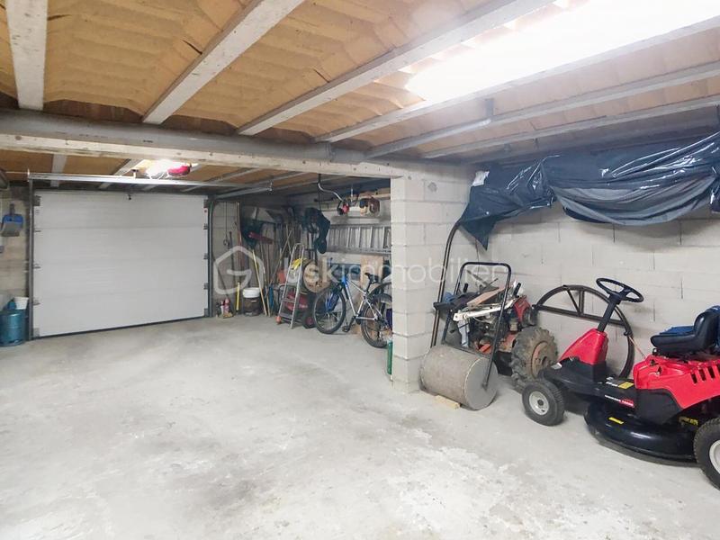 Pavillon - 130 m² - 5 pièces