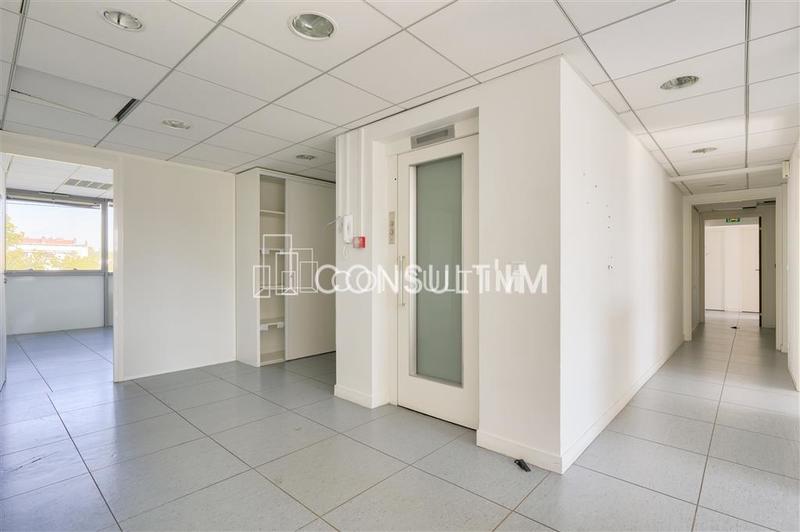 Bureau - 209 m²