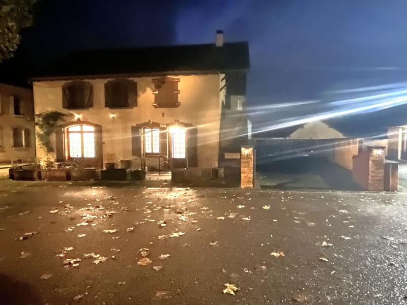 Maison - 180 m² - 9 pièces