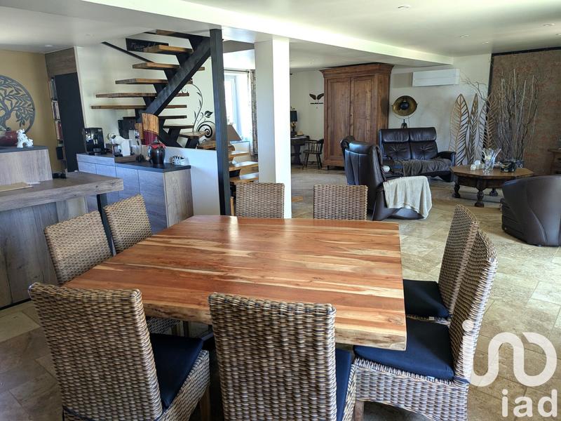 Maison - 160 m² - 4 pièces