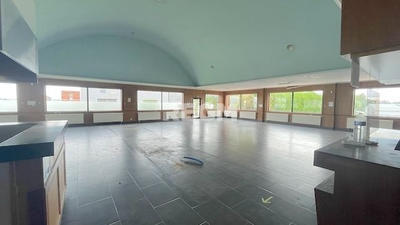 Local d'activités - 600 m²