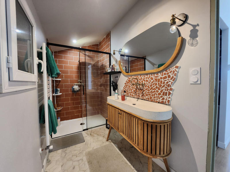 Maison - 180 m² - 7 pièces