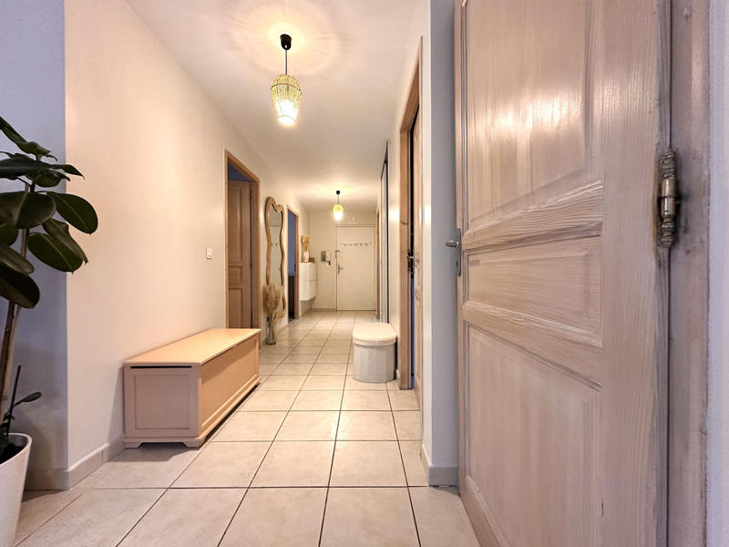 Appartement - 84 m² - 4 pièces