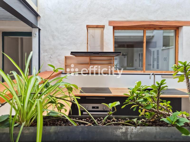 Maison - 194 m² - 5 pièces