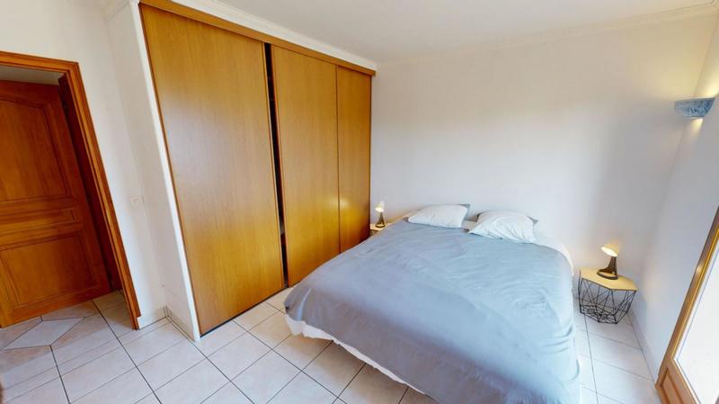 Villa - 163 m² - 6 pièces