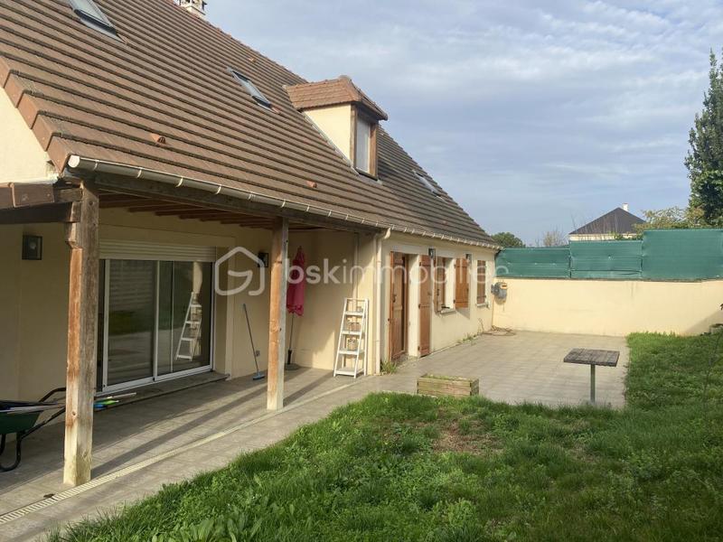 Maison - 161 m² - 7 pièces