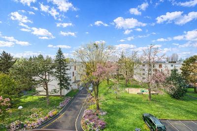 Appartement - 81 m² - 5 pièces