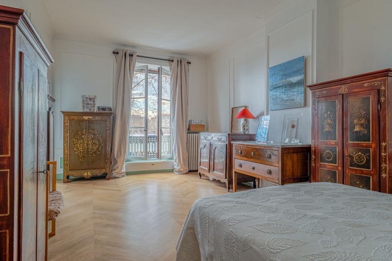 Appartement bourgeois - 139 m² - 4 pièces