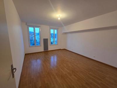 Appartement - 120 m² - 3 pièces