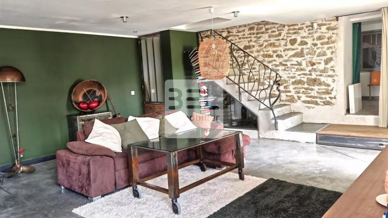 Villa - 198 m² - 6 pièces