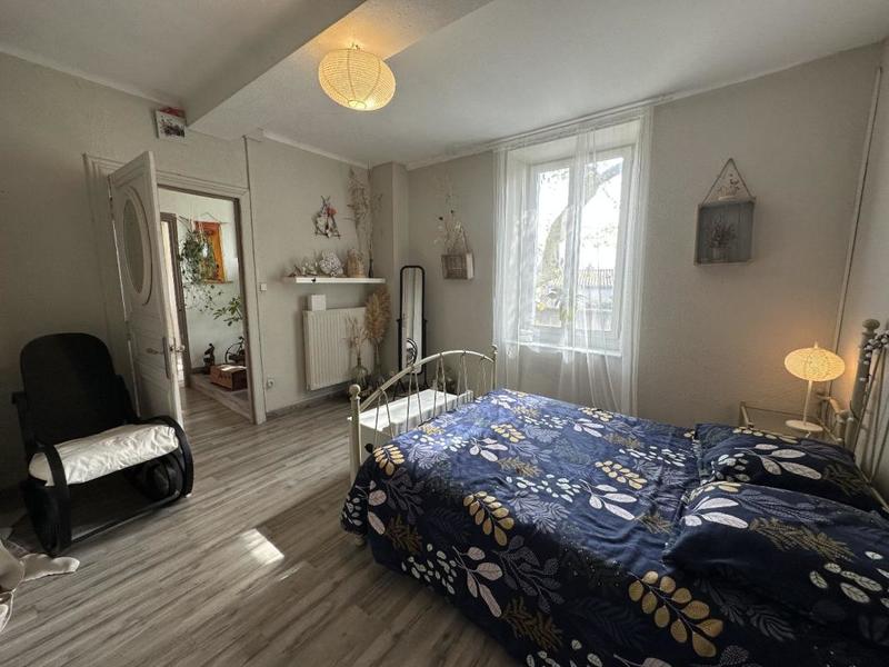 Maison de village - 215 m² - 9 pièces