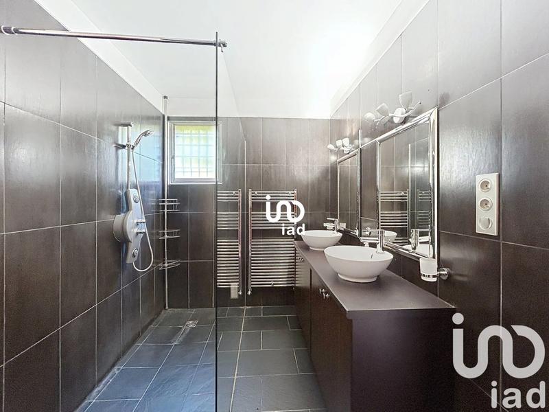 Appartement - 75 m² - 3 pièces