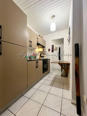 Immeuble - 81 m² - 4 pièces