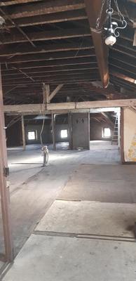 Loft - 203 m² - 7 pièces