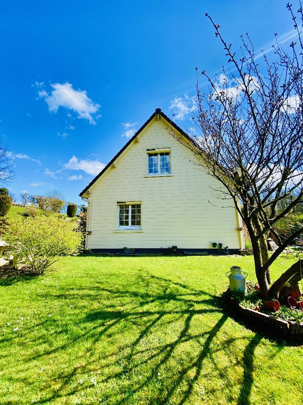 Maison - 110 m² - 6 pièces