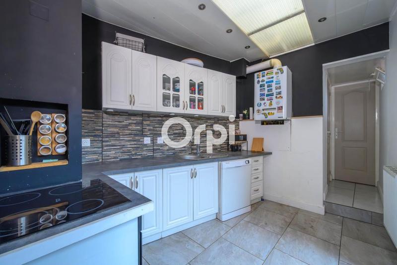 Maison - 97 m² - 5 pièces