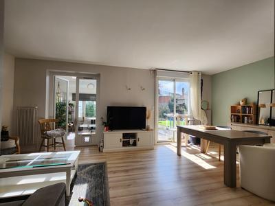 Appartement - 103 m² - 5 pièces