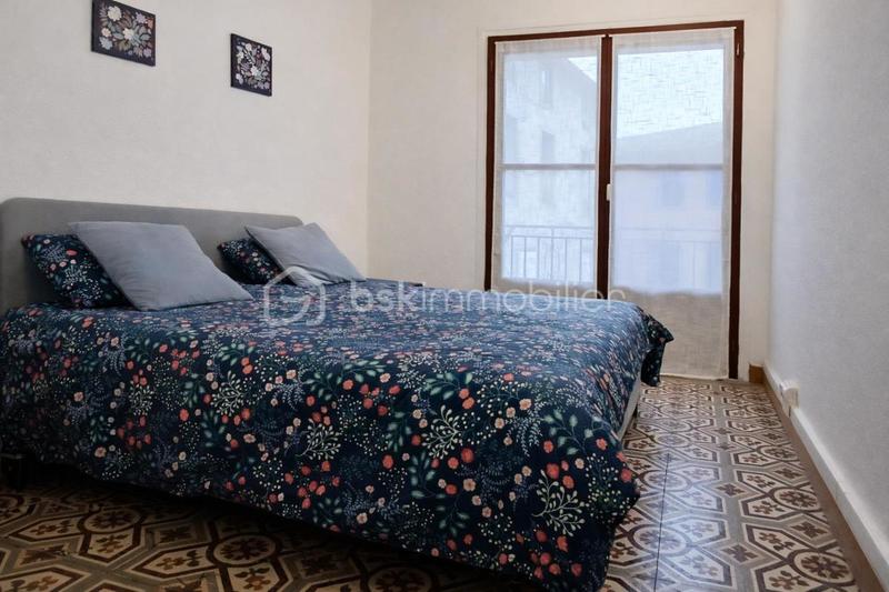 Immeuble - 130 m² - 7 pièces