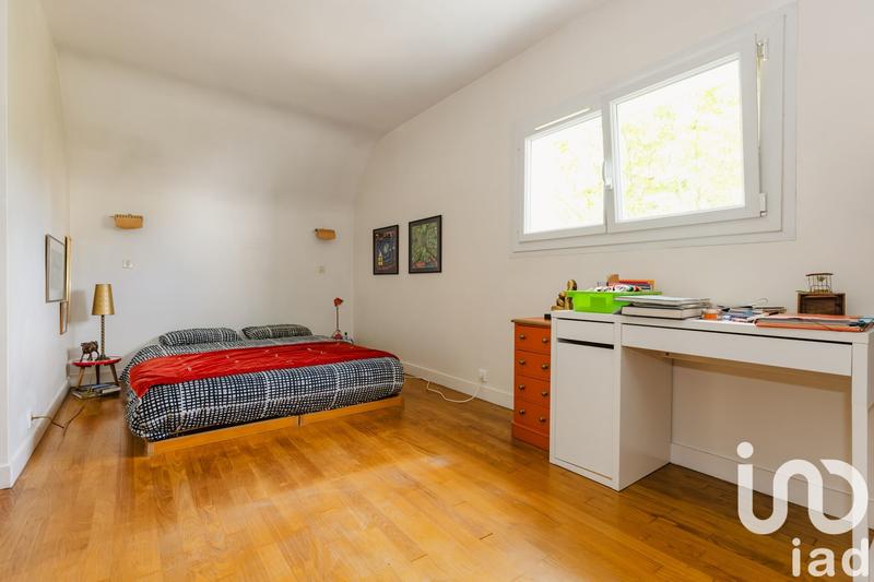 Maison - 246 m² - 8 pièces