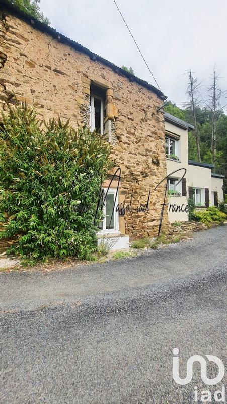 Maison - 90 m² - 3 pièces