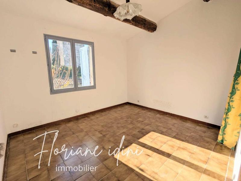 Maison - 200 m² - 8 pièces