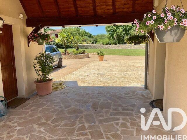 Maison - 206 m² - 5 pièces